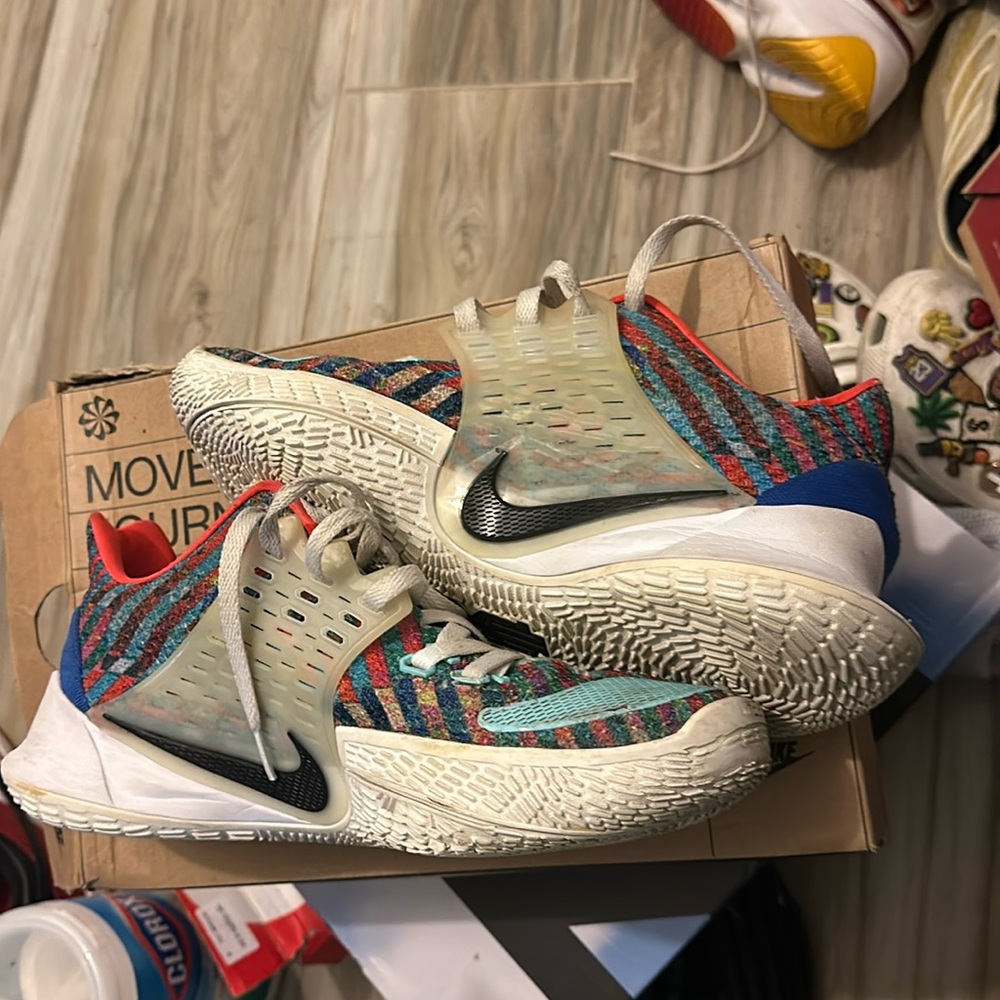 Kyrie Low 2 'Multi-Color'